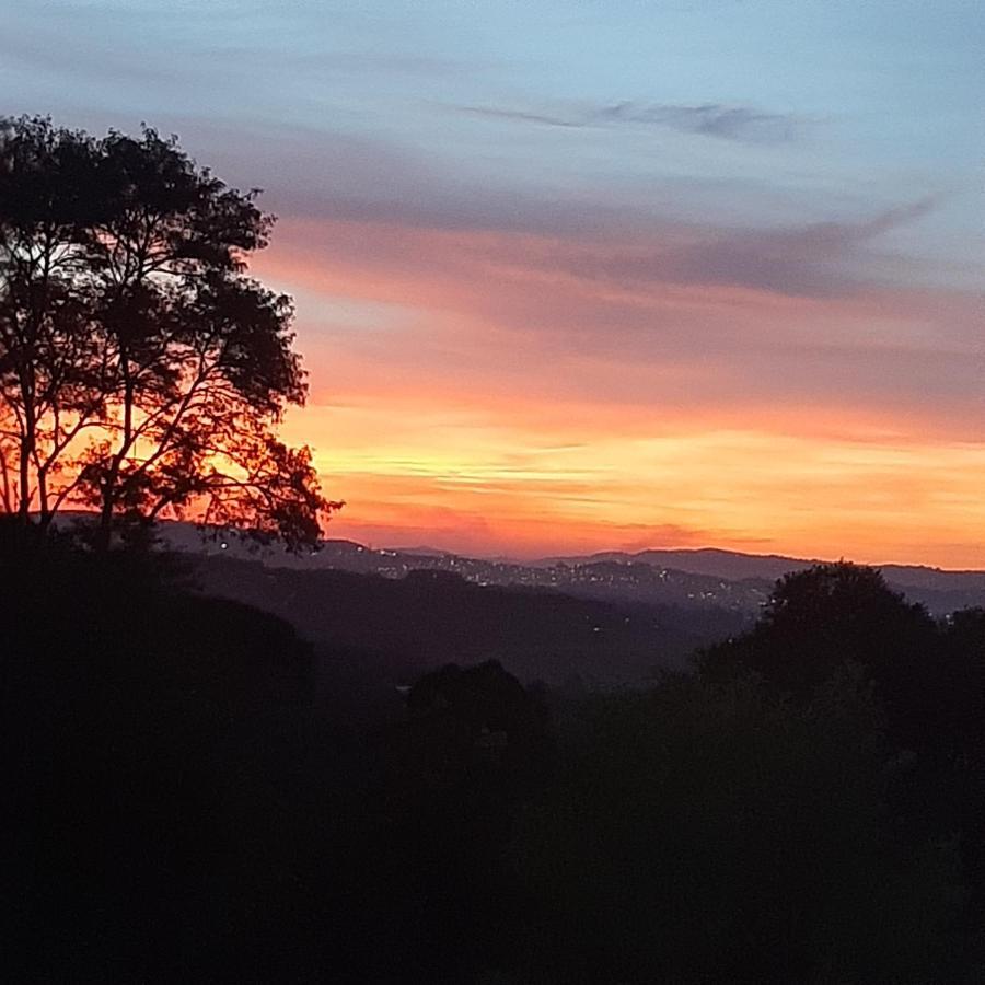 Apartmán Embu Manacas Da Serra Exteriér fotografie